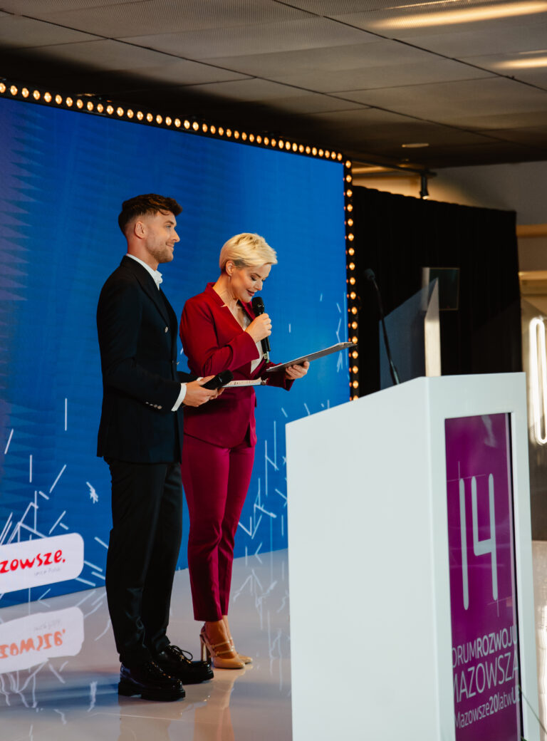 Prowadzący Forum M. Richardson oraz A. Sikora