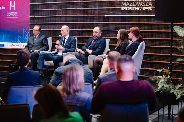 Panel tematyczny: „Kto i jak? Fundusze europejskie w pigułce”