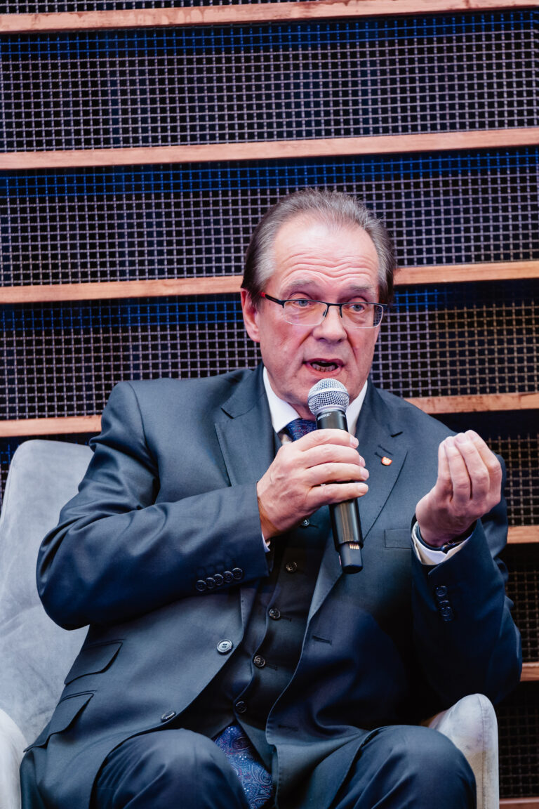 Panel tematyczny: „Kto i jak? Fundusze europejskie w pigułce”