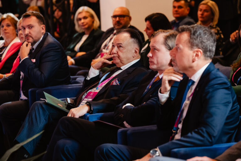 Od lewej: M. Podsędek, A.Struzik, M.Frankowski