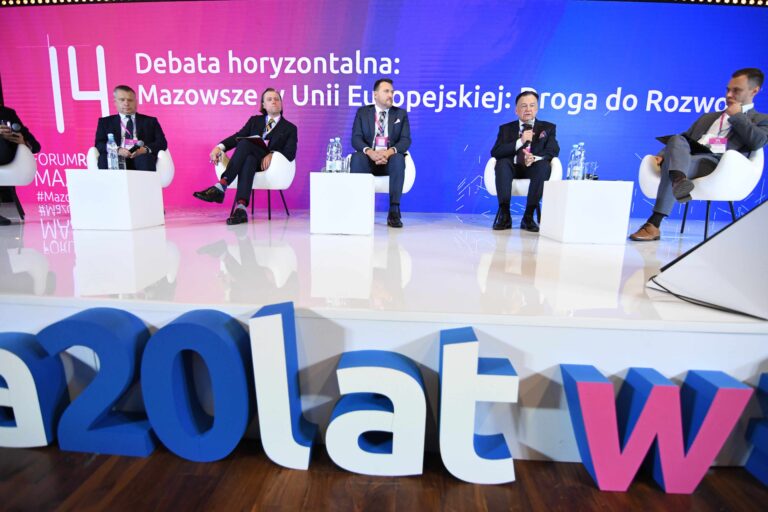 Uczestnicy debaty horyzontalnej