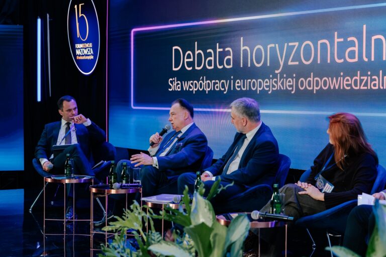 Debata Hotyzontalna. Na Senie Marcin Wajda Oraz Adam Struzik