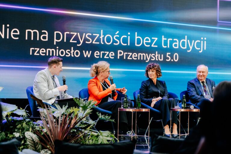 Uczestnicy Debaty Nie ma przyszłości bez tradycji – rzemiosło w erze Przemysłu 5.0